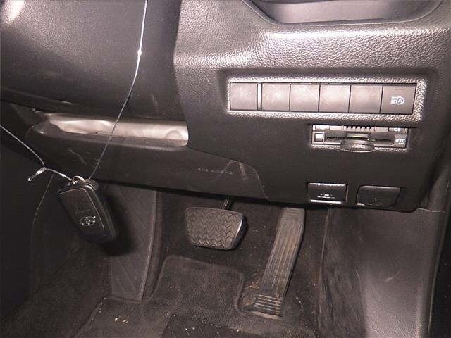 Toyota RAV4 2022 7356431-8