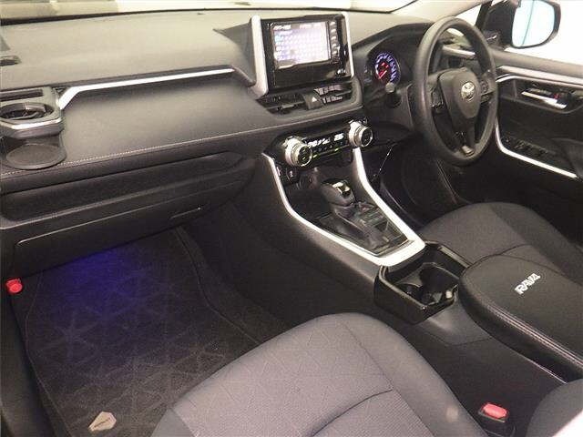 Toyota RAV4 2021 7356438-4