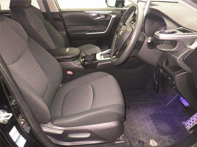 Toyota RAV4 2021 7356438-5