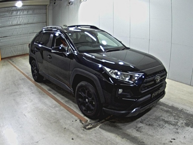 Toyota RAV4 2021 7356446-0