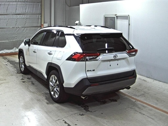 Toyota RAV4 2019 7356460-1