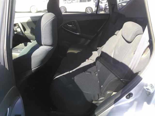 Toyota RAV4 2009 7356468-9