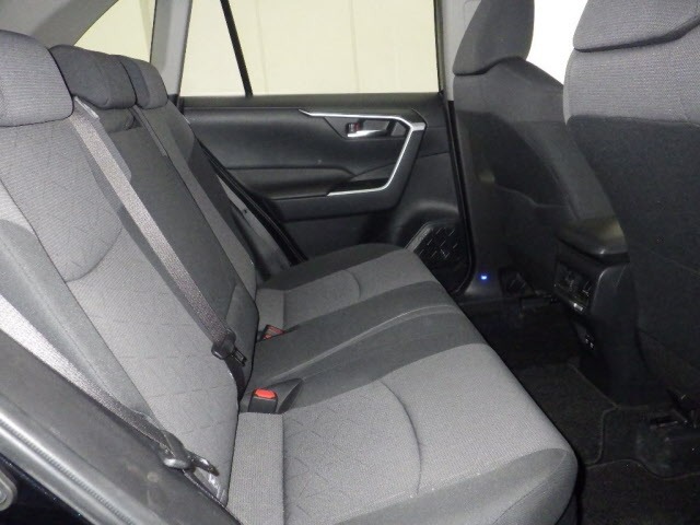 Toyota RAV4 2019 7356500-8