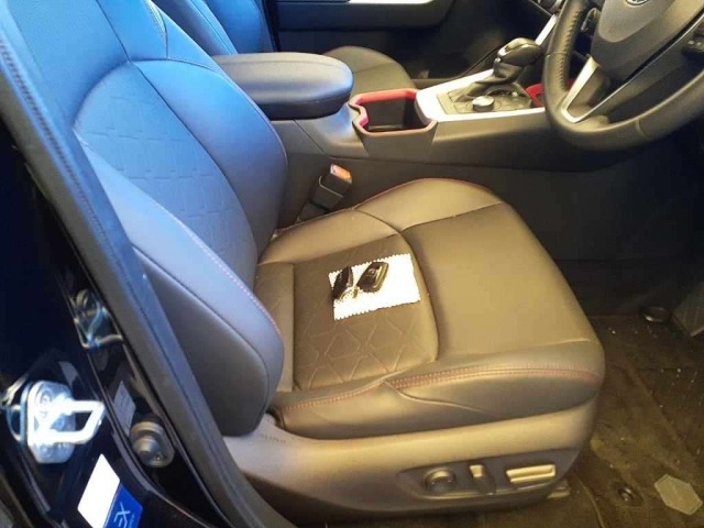 Toyota RAV4 2023 7356501-8