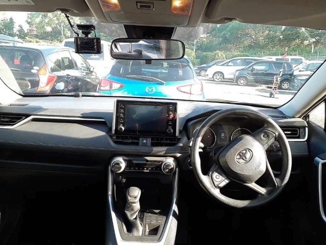 Toyota RAV4 2021 7356511-10