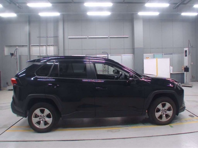 Toyota RAV4 2021 7356511-3