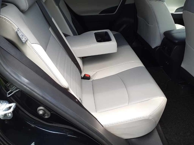 Toyota RAV4 2019 7356515-10