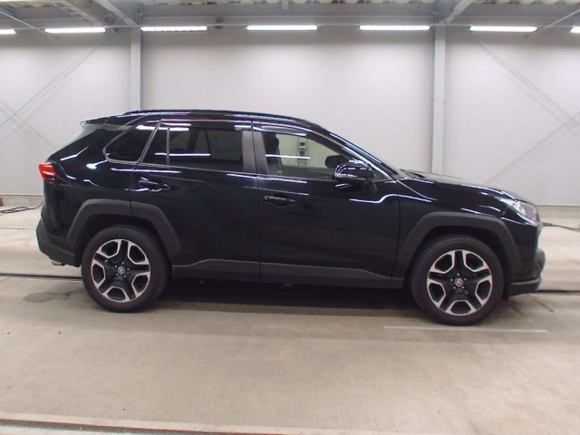 Toyota RAV4 2019 7356526-3