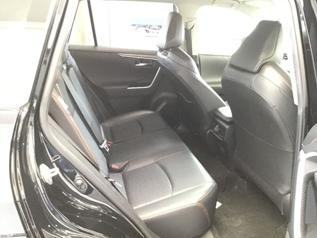 Toyota RAV4 2020 7356542-6