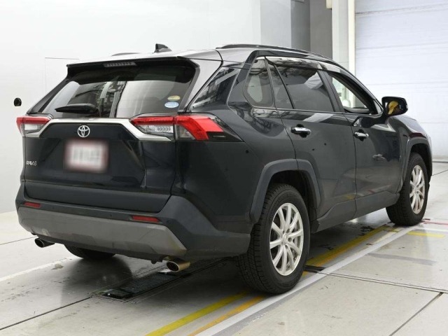 Toyota RAV4 2021 7356553-1