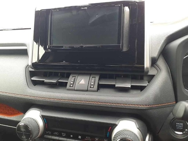 Toyota RAV4 2022 7356554-12
