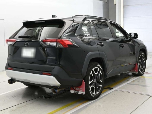 Toyota RAV4 2021 7356564-1