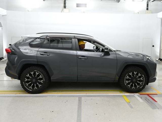Toyota RAV4 2019 7356565-3