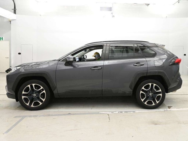 Toyota RAV4 2020 7356569-4