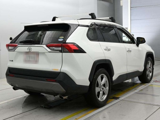Toyota RAV4 2020 7356579-1