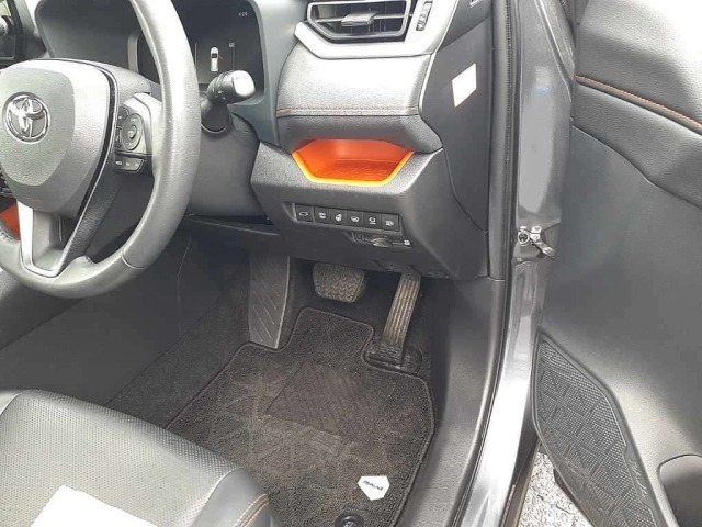 Toyota RAV4 2023 7356580-9
