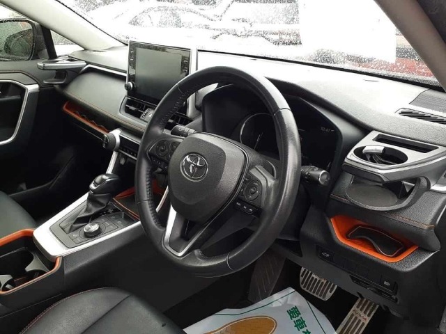Toyota RAV4 2021 7356582-9