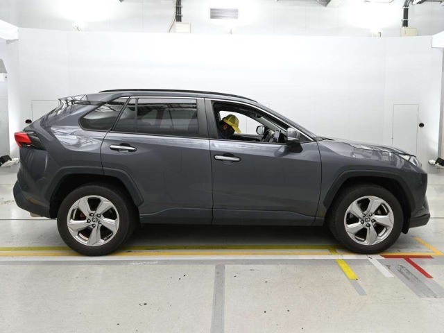 Toyota RAV4 2021 7356584-3