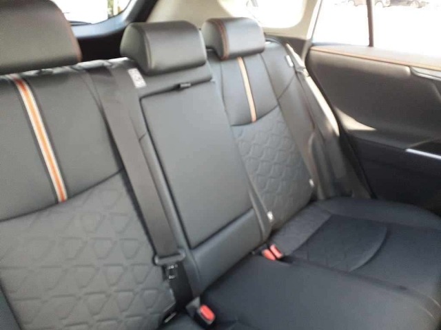 Toyota RAV4 2021 7356585-11