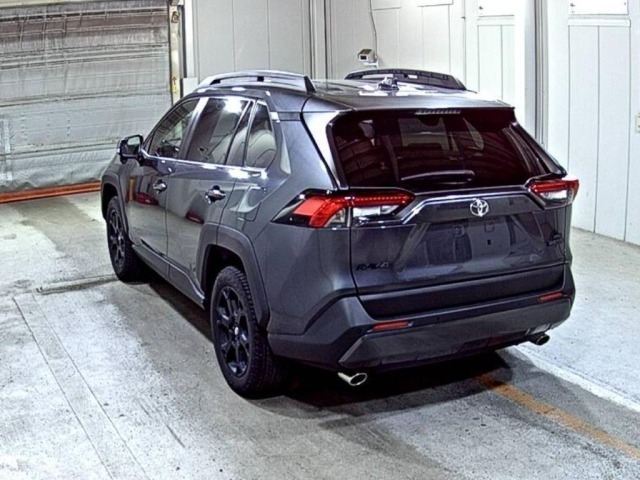 Toyota RAV4 2021 7356598-1