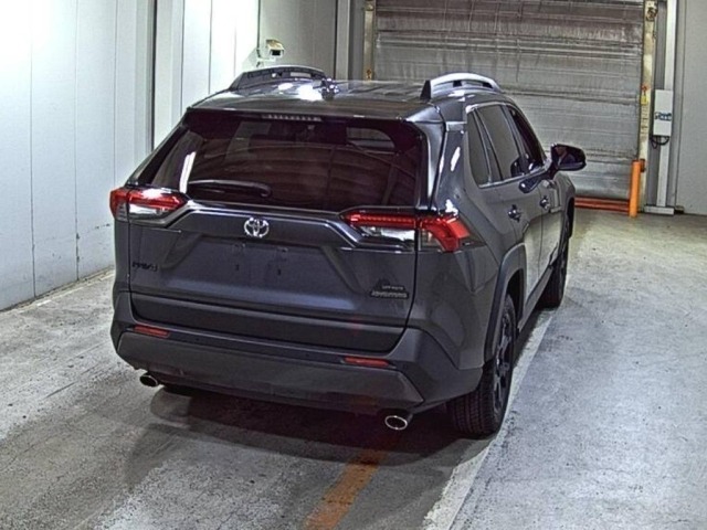 Toyota RAV4 2021 7356598-5