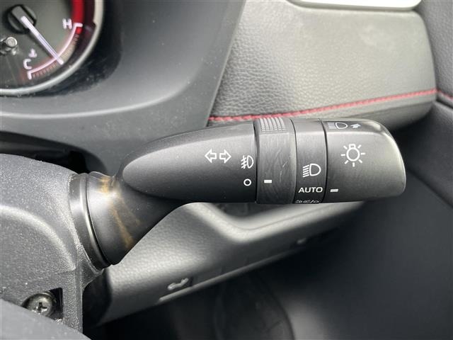 Toyota RAV4 2021 7356603-23
