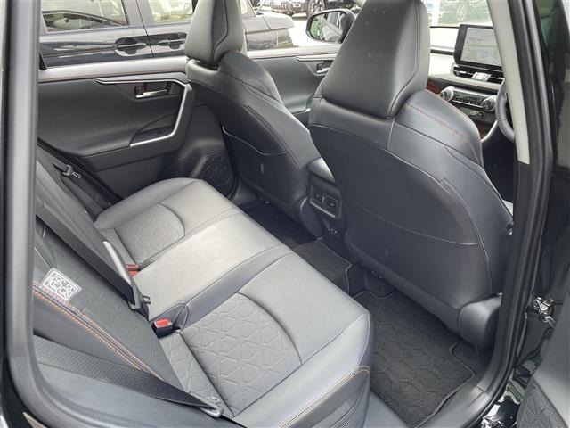 Toyota RAV4 2023 7360669-7