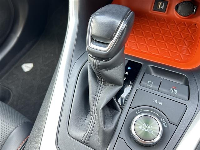 Toyota RAV4 2023 7360768-18