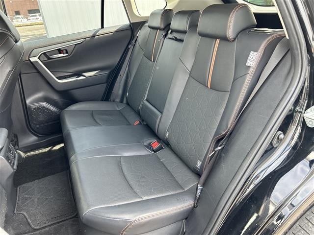 Toyota RAV4 2023 7360768-9