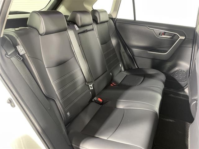 Toyota RAV4 2020 7360832-11