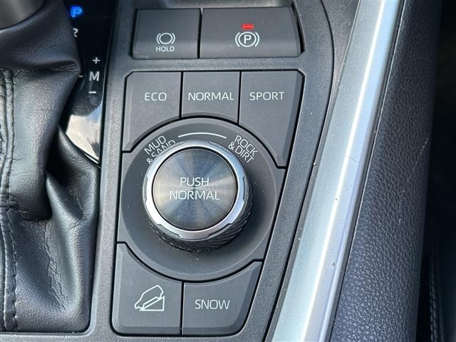 Toyota RAV4 2020 7360838-6