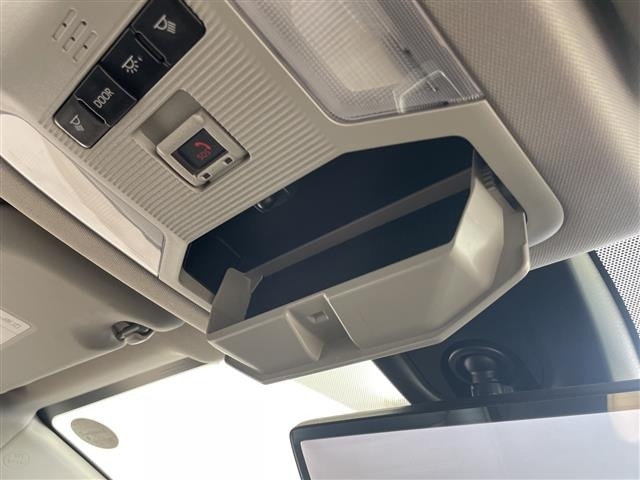 Toyota RAV4 2021 7360849-21