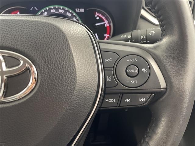 Toyota RAV4 2021 7360849-5