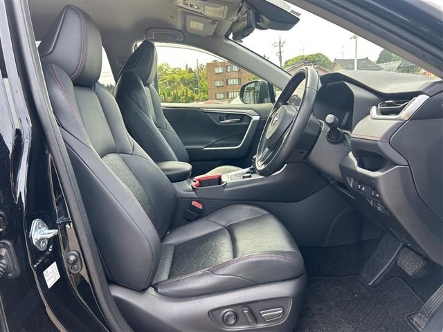 Toyota RAV4 2023 7360858-2