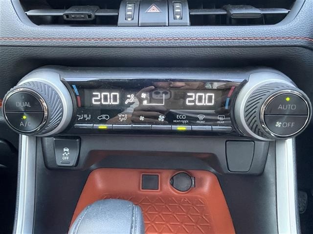 Toyota RAV4 2019 7360863-21