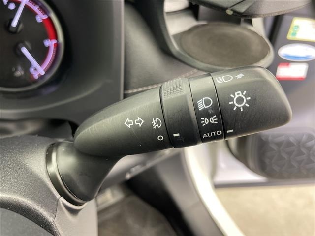 Toyota RAV4 2019 7360871-8