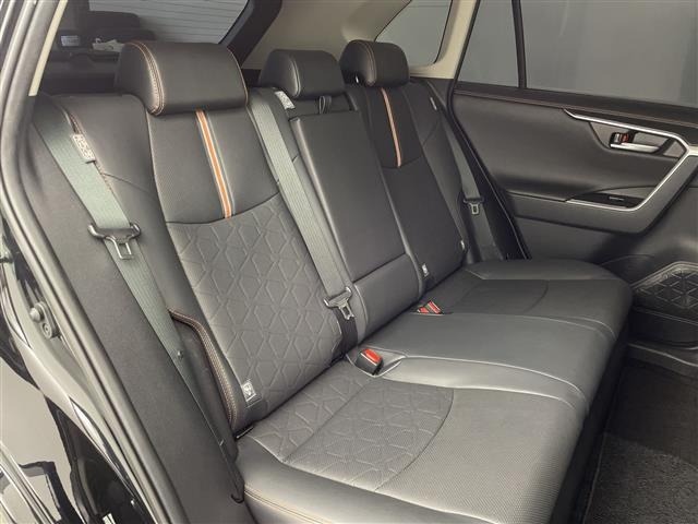 Toyota RAV4 2022 7360883-12