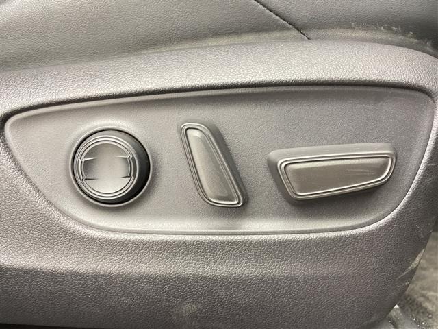 Toyota RAV4 2022 7360883-9