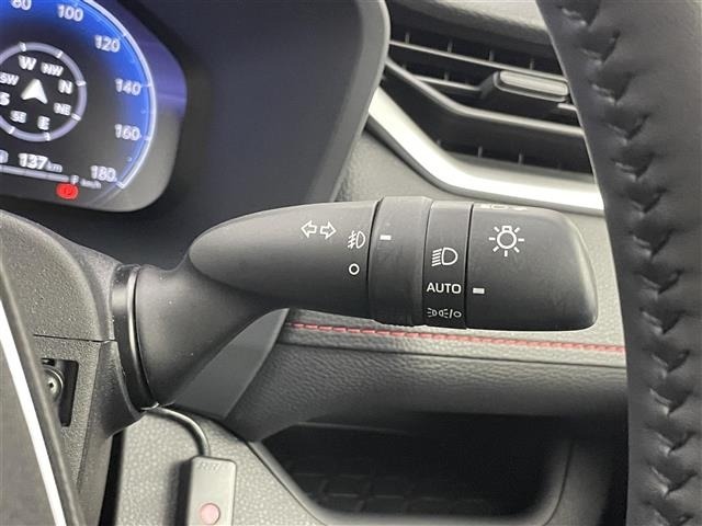 Toyota RAV4 2022 7360884-9