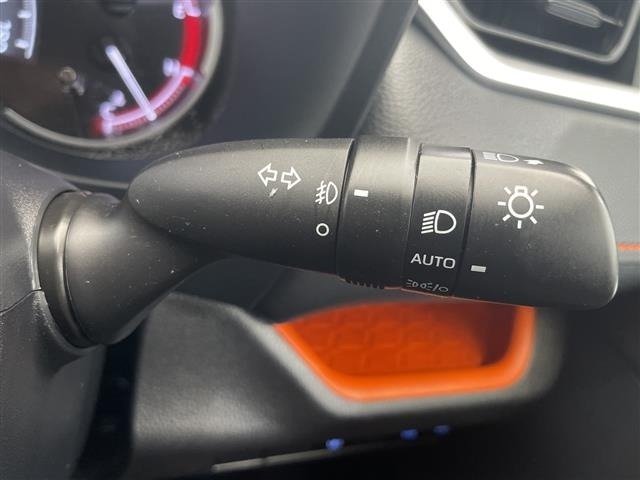 Toyota RAV4 2022 7360885-10