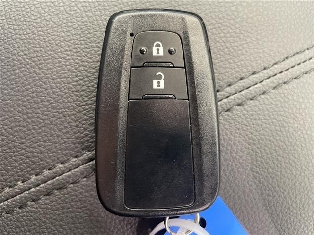 Toyota RAV4 2022 7360885-2