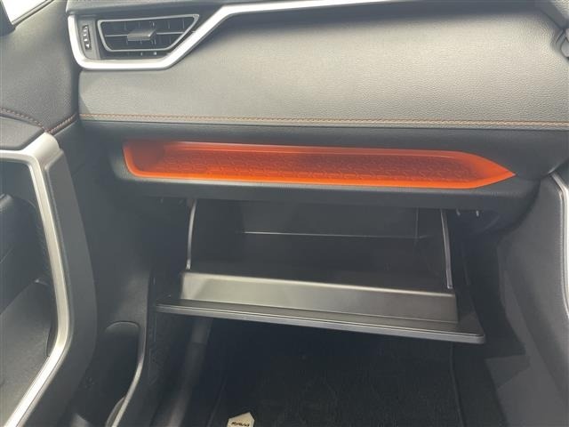 Toyota RAV4 2022 7360885-20