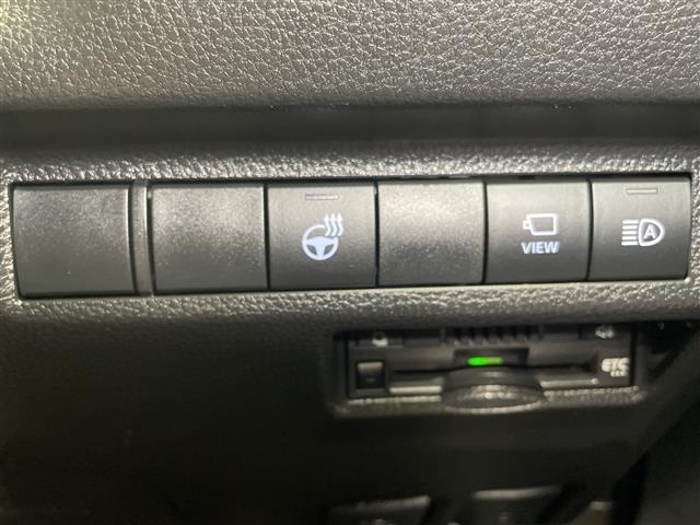 Toyota RAV4 2022 7360885-21