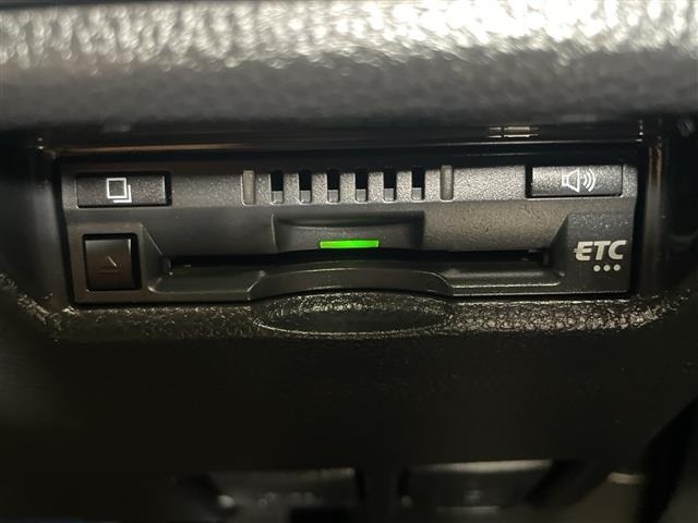 Toyota RAV4 2022 7360885-4