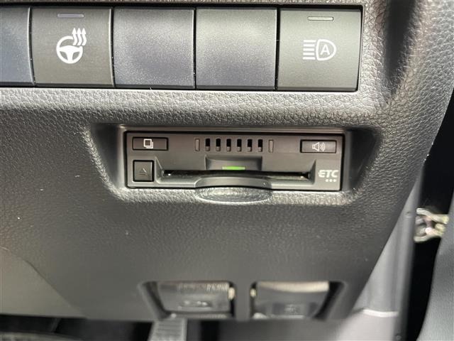 Toyota RAV4 2021 7360900-1