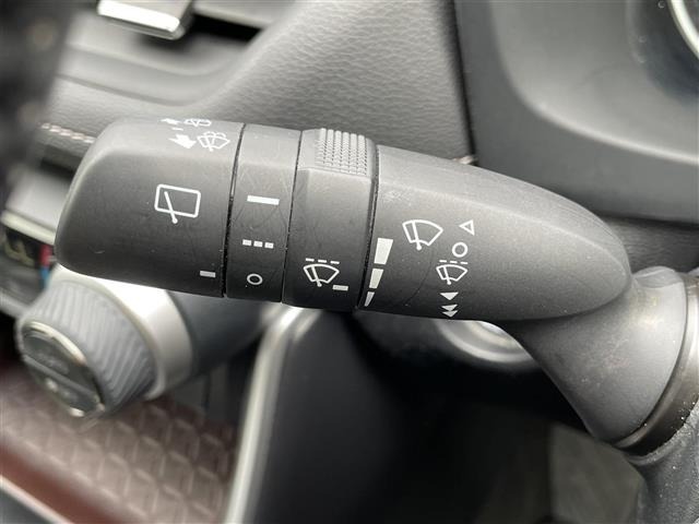 Toyota RAV4 2021 7360900-2
