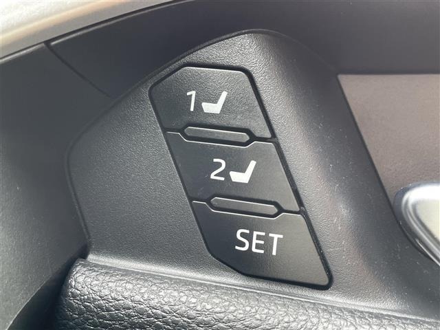 Toyota RAV4 2021 7360900-5