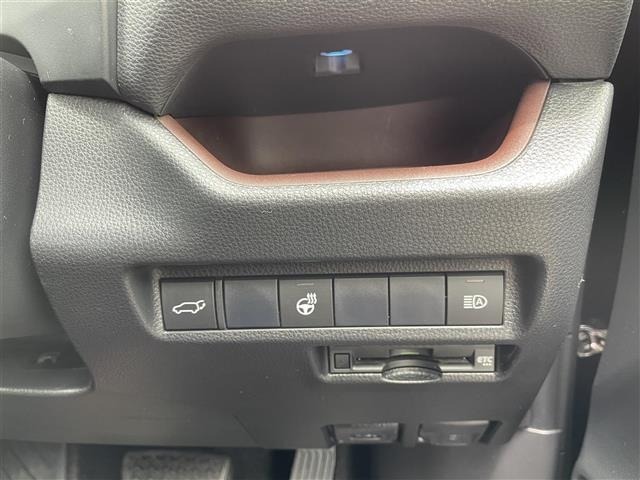 Toyota RAV4 2021 7360900-7