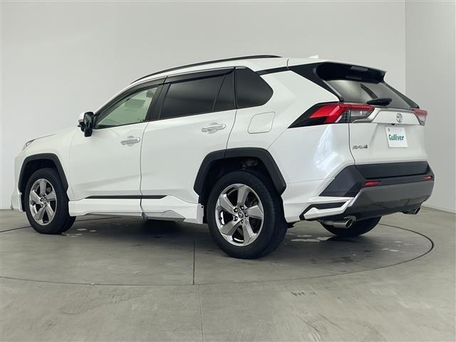 Toyota RAV4 2021 7360914-13