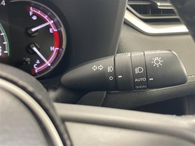 Toyota RAV4 2021 7360914-21